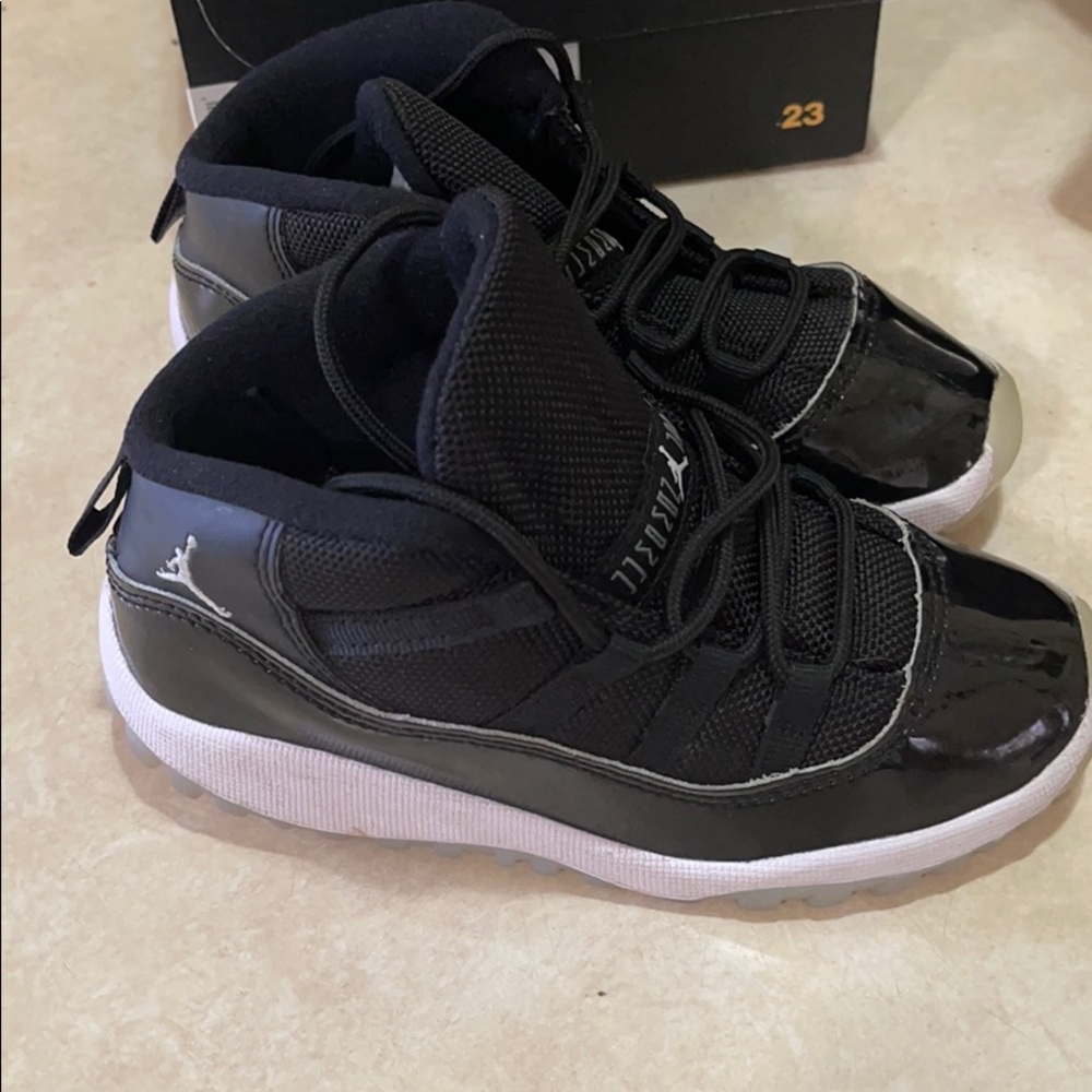 Jordan 11 kids